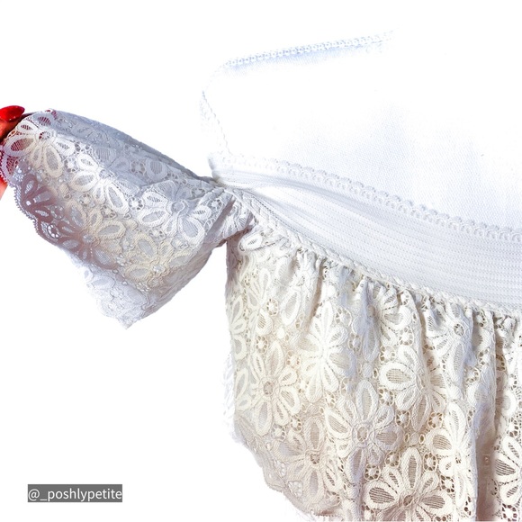 Victoria secret XS Very Sexy Off-the-shoulder flower detail Lace Bodysuit - Picture 9 of 16